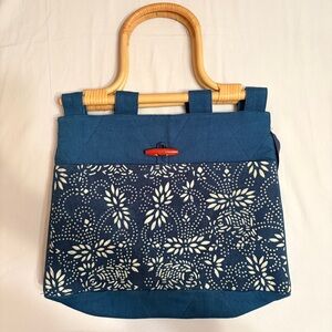 Handmade Indigo Dye Cloth Handbag, Bamboo handles, zipper. 2 pockets, medium